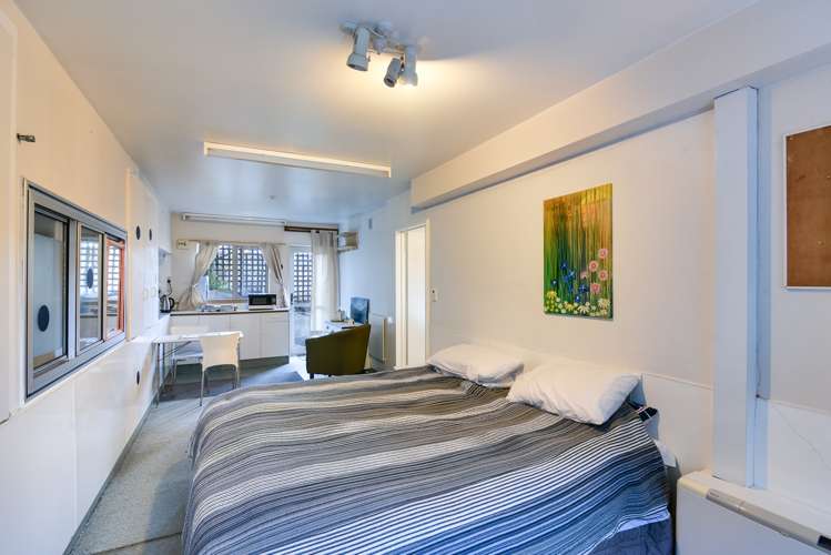 15b Wye Place Fernhill/Sunshine Bay_24