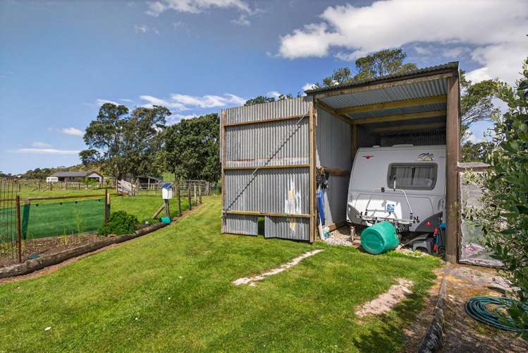 75 Sponge Bay Road Wainui_21