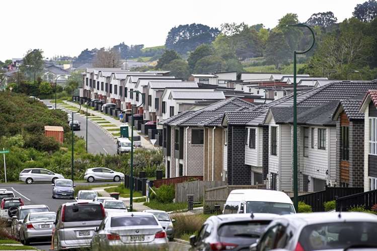 Countdown to bright-line: Stressed landlords urged to ‘beat the rush’ and list now