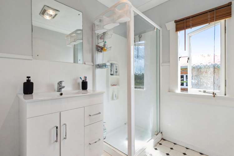 140 Seddon Street Pukekohe_10