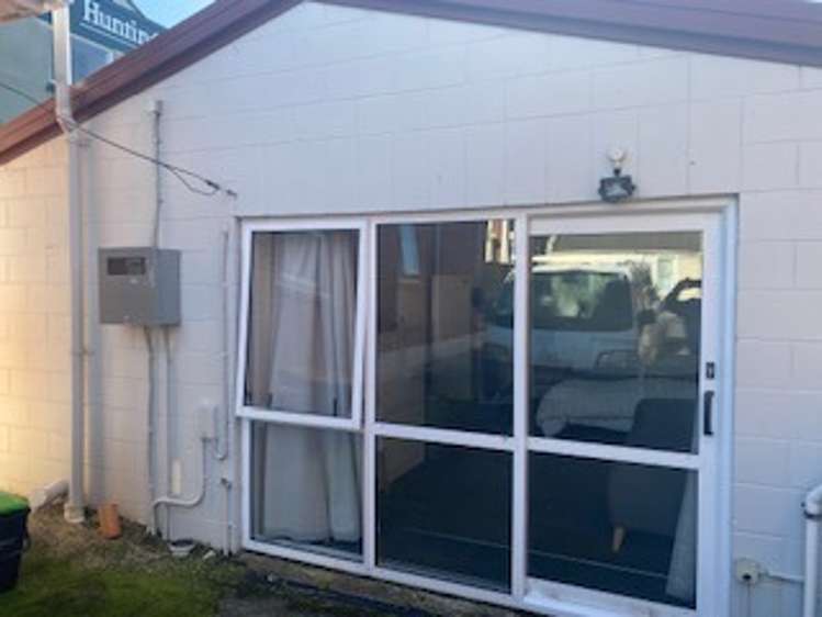 A/8 Howe Street 2202_1