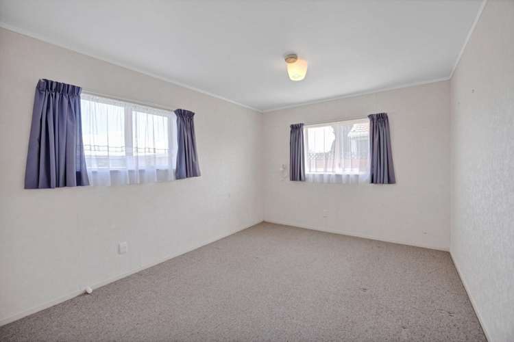 6A Dives Avenue_5