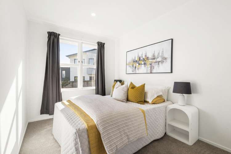 8 Silver Birch Rise Henderson_9