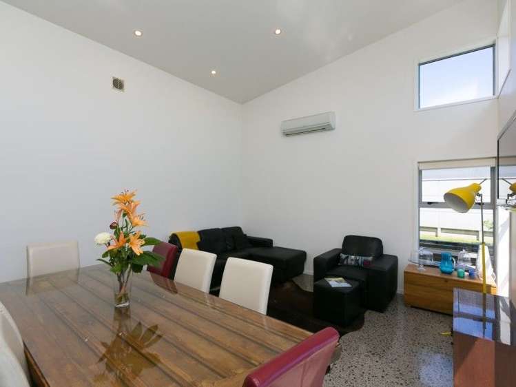 47 Links Drive Waiwhakaiho_16