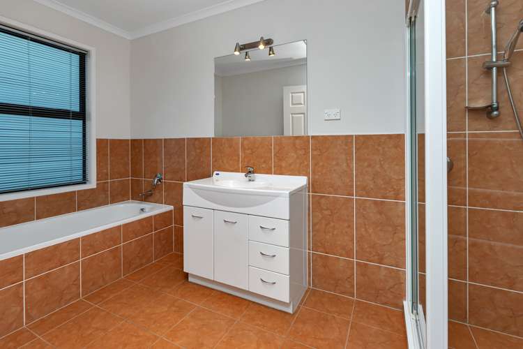 380 One Tree Point Road One Tree Point_12