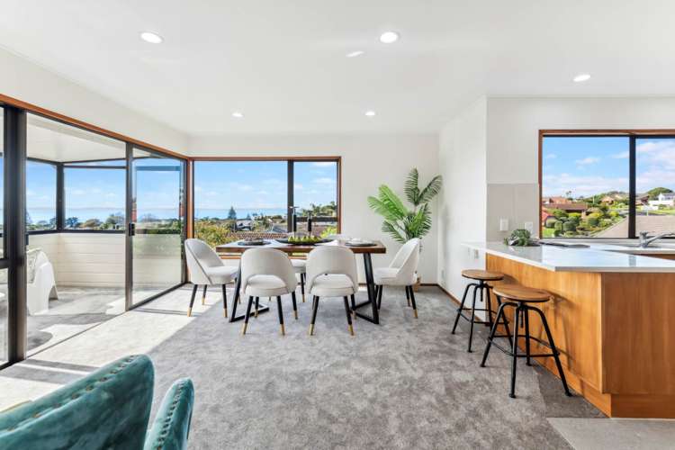 1/81 Oliver Road Eastern Beach_11