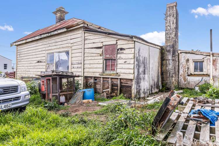 5780 5778 South Road Warea_9