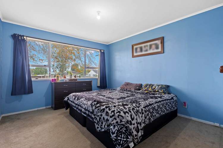 24 Redcrest Avenue Red Hill_7
