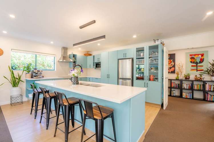 394 Huia Road Titirangi_4