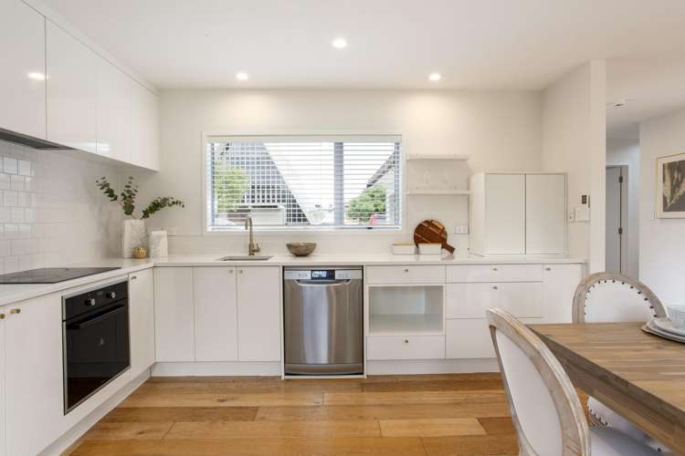 89 Taikata Road Te Atatu Peninsula_12