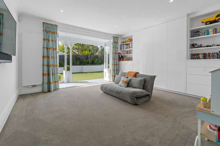 6 Russell Street Stanley Point_23