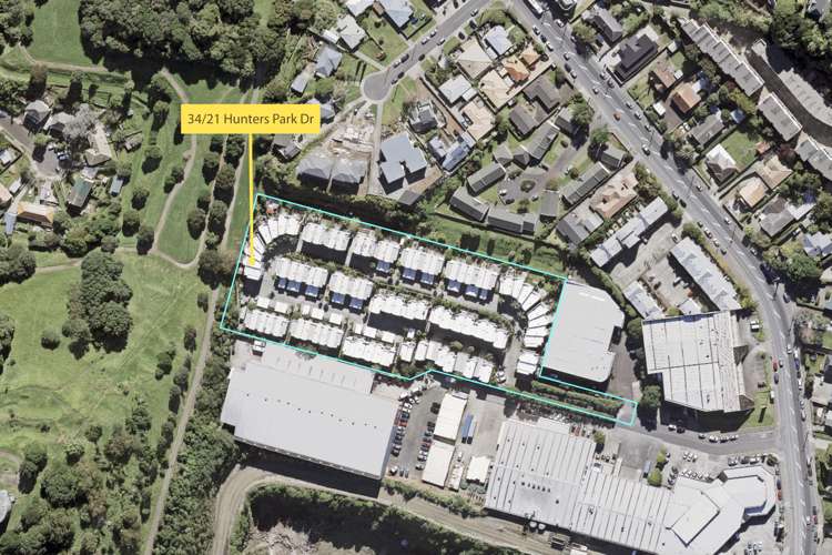 34/21 Hunters Park Drive Three Kings_17