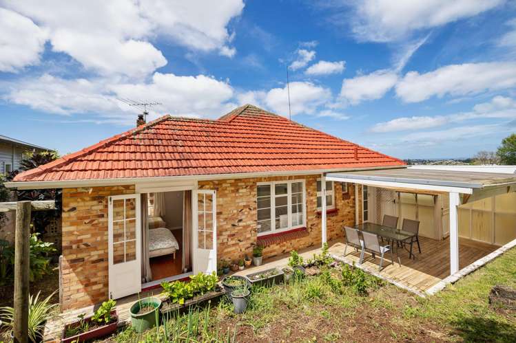 19 Mount Royal Avenue Mount Albert_9