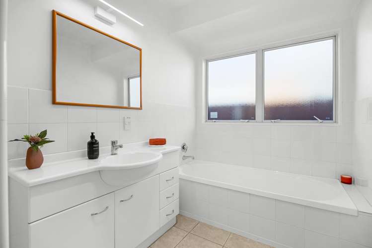 68A Kings Road Panmure_17