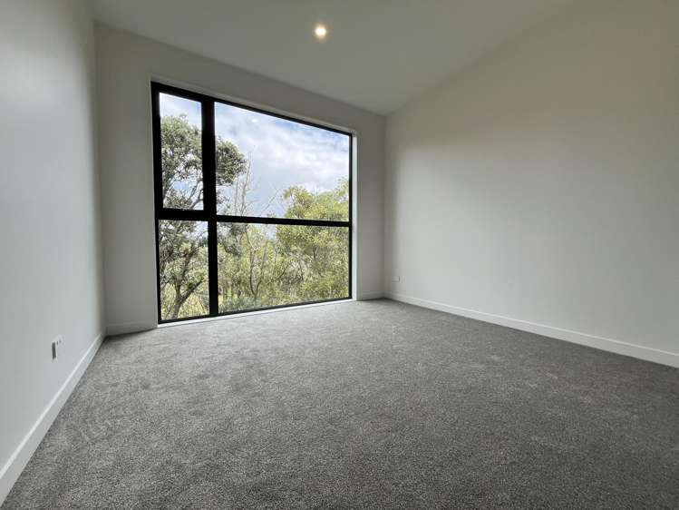 7/41 Seaside Avenue Waterview_12