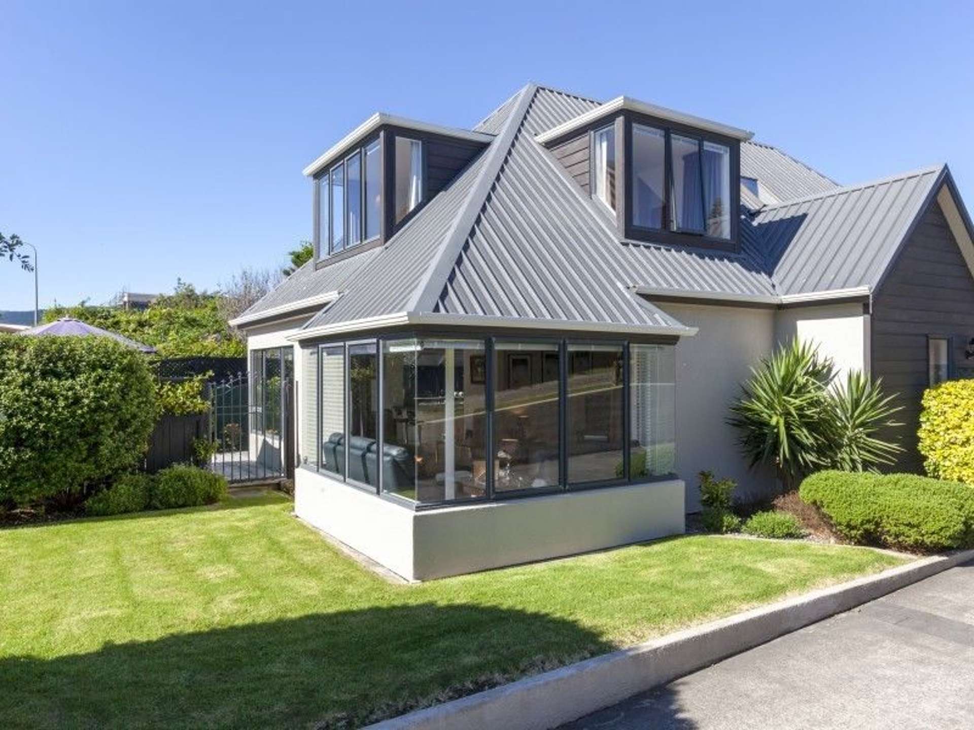 18 Garden Road Raumati Beach_0