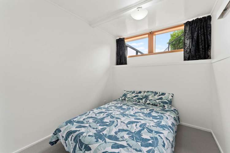 1/75 Balmain Road Birkenhead_17