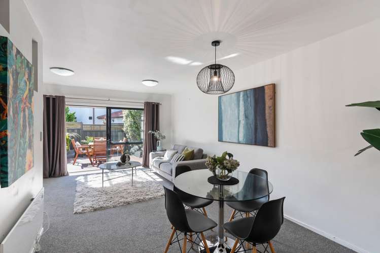 17/21 Armoy Drive East Tamaki_4