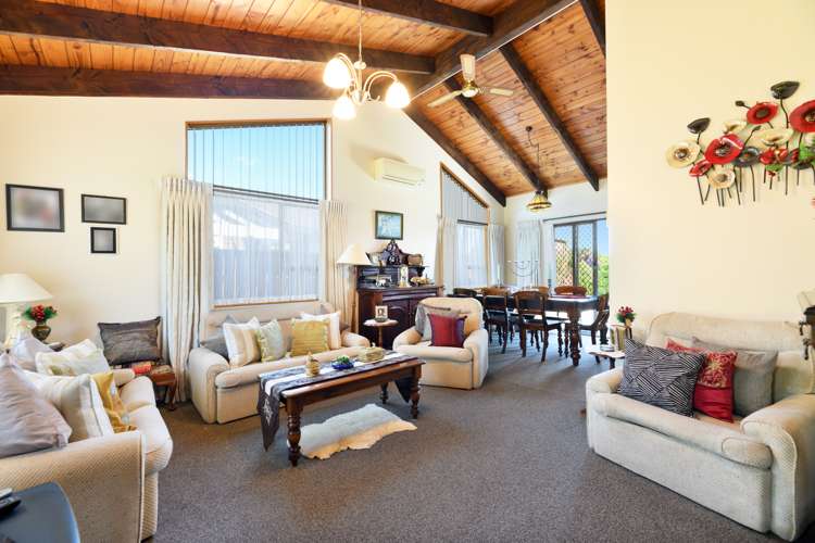 4 Chablis Place Henderson_13