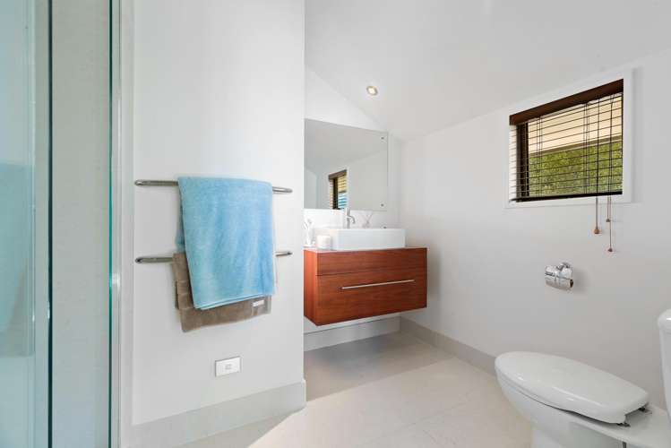 34b Greenstone Place Fernhill/Sunshine Bay_16