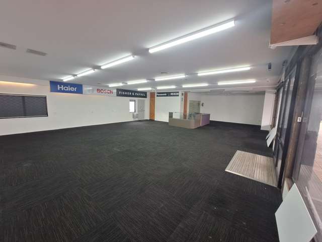 212 Broadway Stratford_3