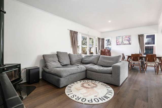 1/3 De Thiery Place Pakuranga Heights_4