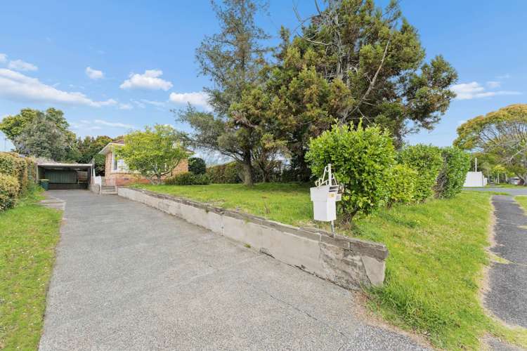 21 Koromiko Street New Lynn_10