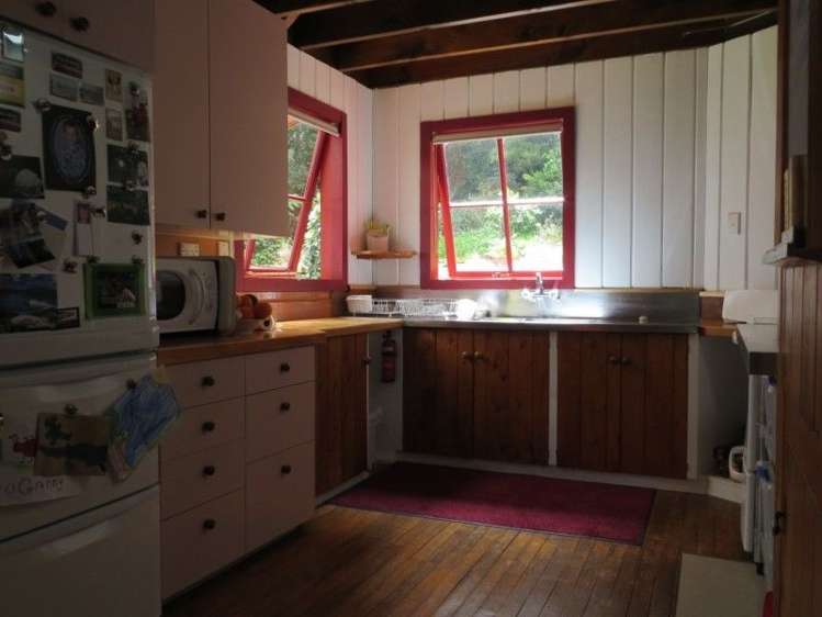 2 Kotuku Street Te Aroha_32