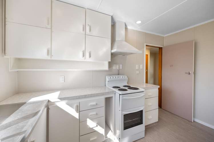 15 Don Place Alexandra_9