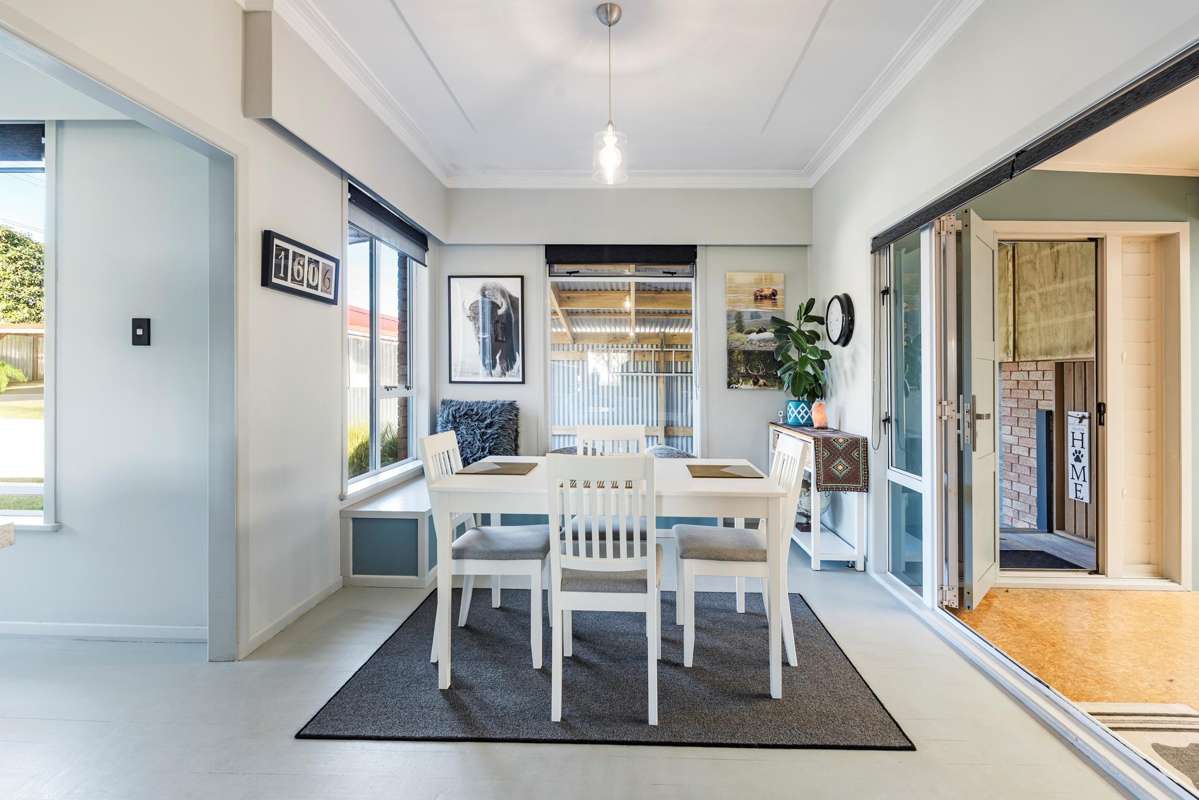1606 South Road_3