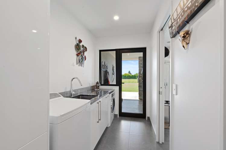 251 Curraghs Road Rolleston_15