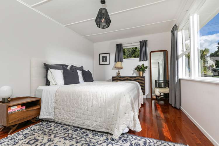 2 Meadow Crescent Te Atatu South_10