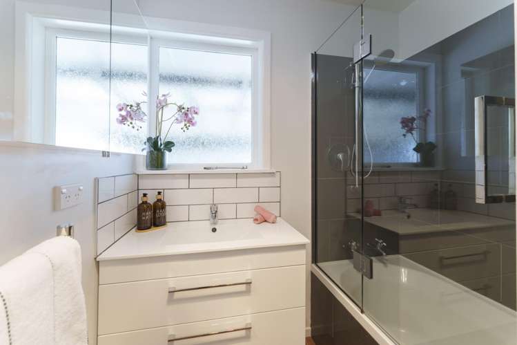 100 Teesdale Street Burnside_9