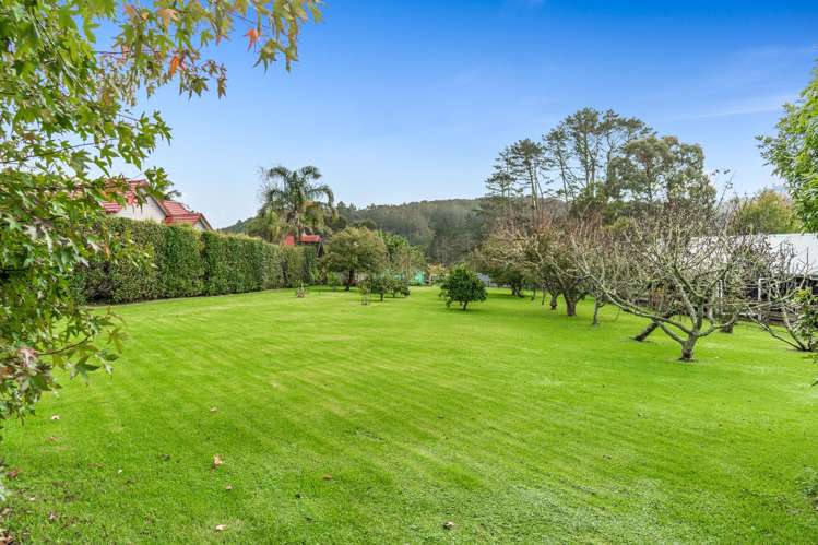 37 Hardens Lane Paremoremo_20