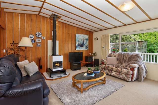 20 Colmar Road Mellons Bay_3