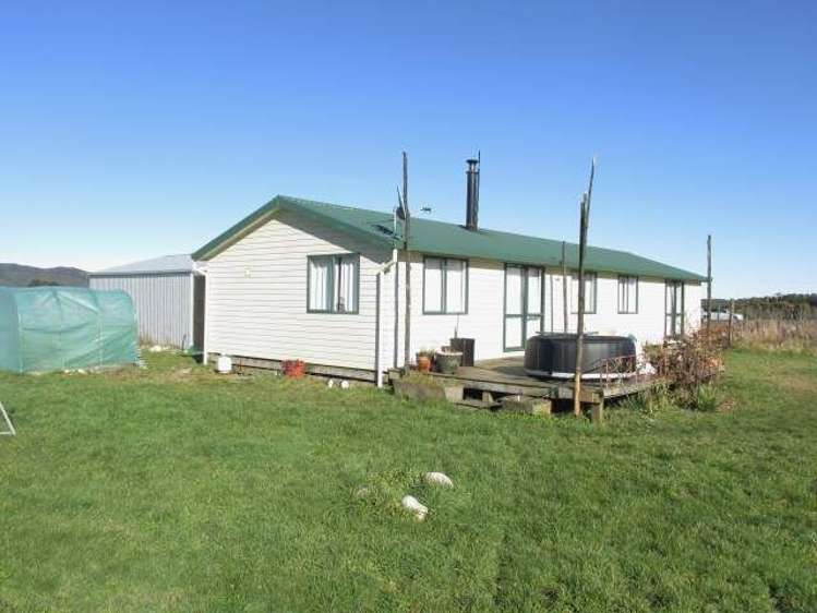 170 Thompsons Road Reefton_2