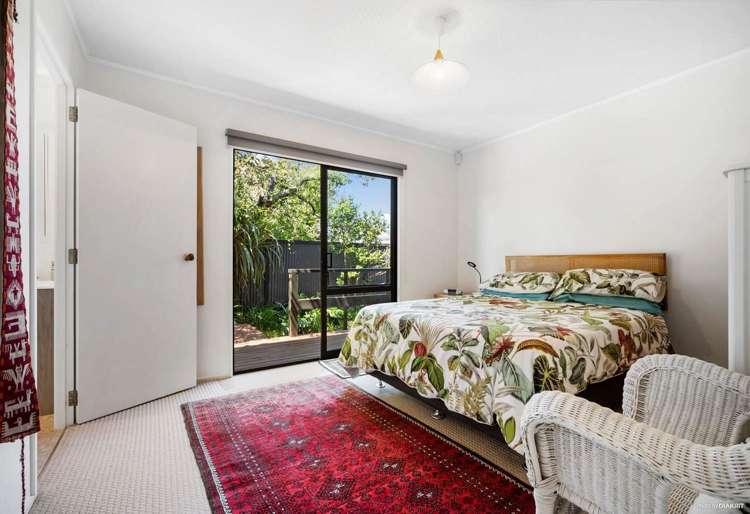 2/227 Shirley Road Papatoetoe_6