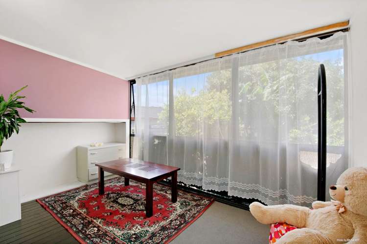 8 Lippiatt Road Otahuhu_9