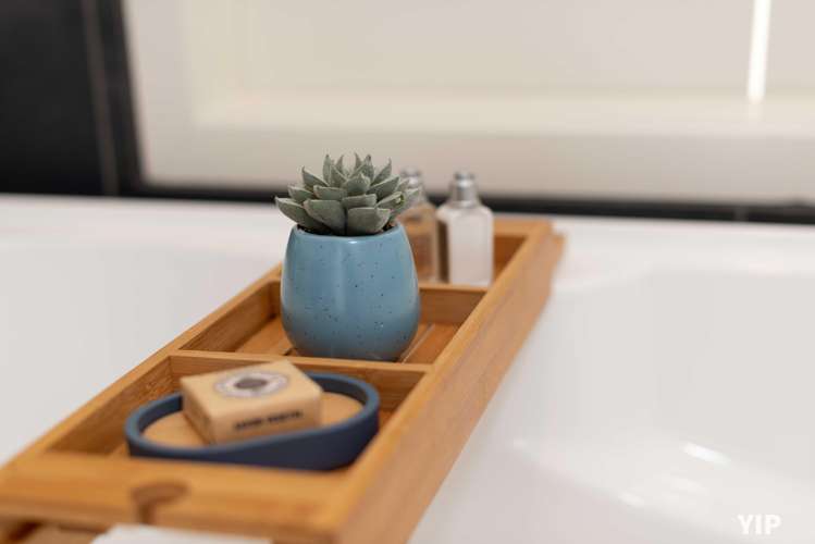 68 Cedarwood Street Woodridge_19