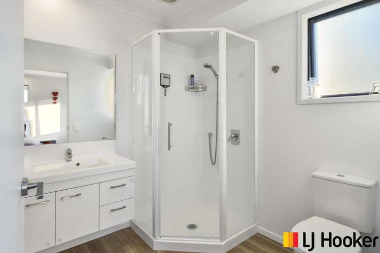 9 Pyne Crescent Pokeno_11