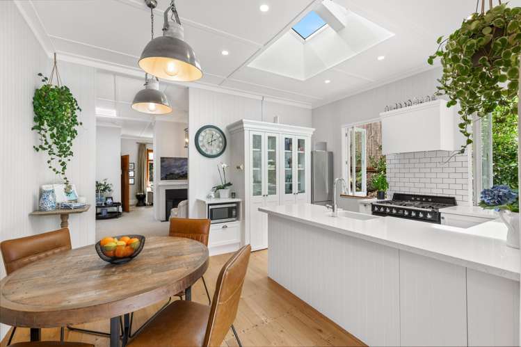 23 Ewen Alison Avenue Devonport_8