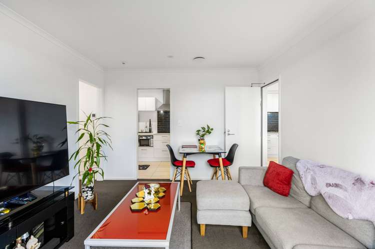 5 Te Aparangi Crescent Papakura_24