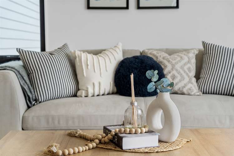 4 Korowhiti Road Clarks Beach_12