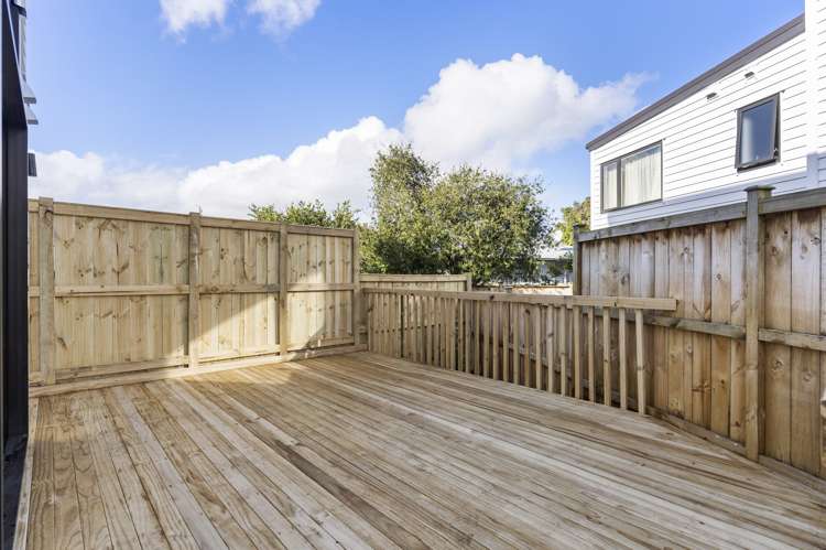 2/67 Aranui Road Mount Wellington_15