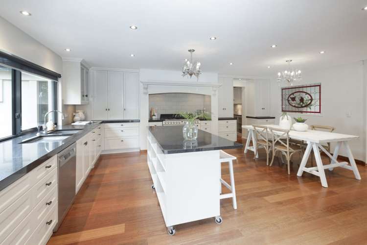 395 Marshland Road Marshland_41