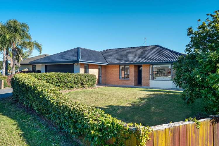 10 Frank Bunce Grove Flat Bush_30