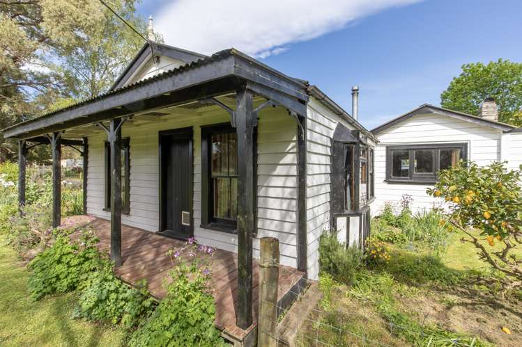 48 Phillips Street Tikokino_2