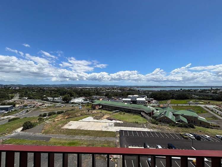 902/2B Te Ara Taurapa Point Chevalier_12