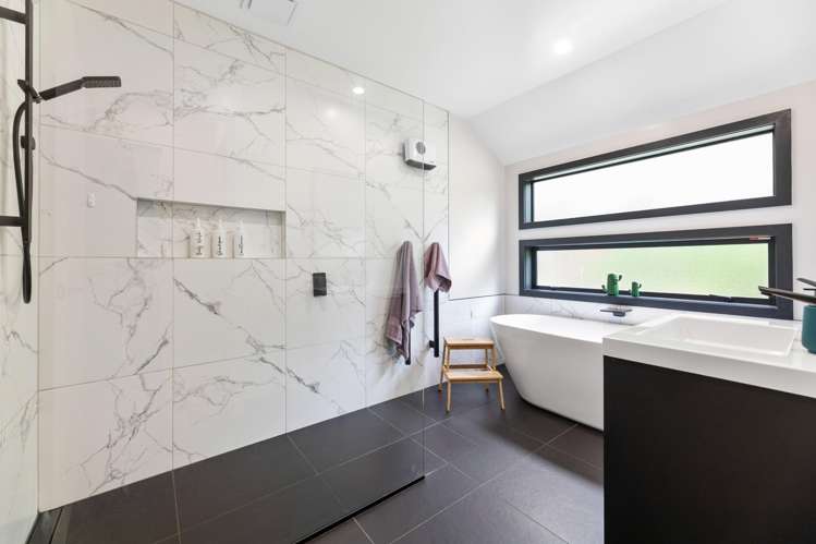 3 Three Kings Court Outram_19