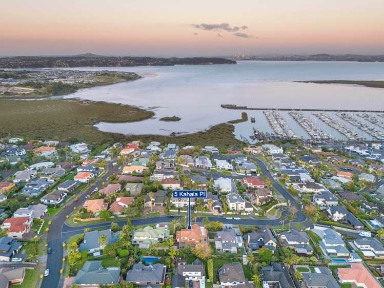 5 Kahala Place West Harbour_30